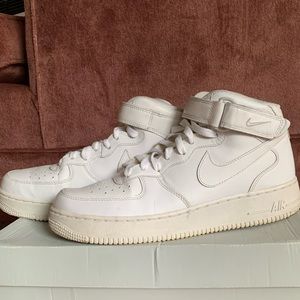 Nike Air Force 1 Mid ‘07